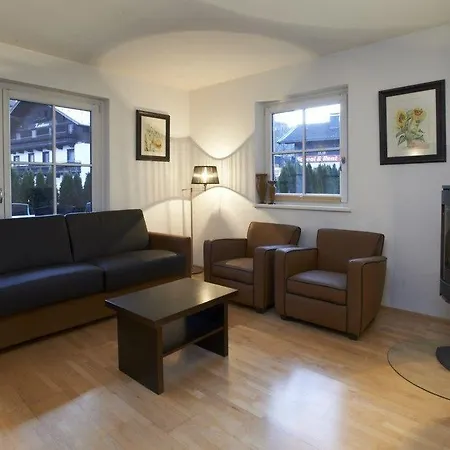 & Golf By Four Seasons *