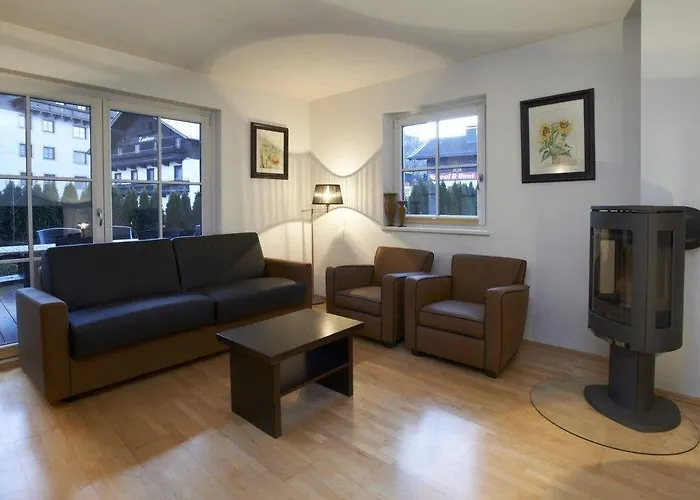 & Golf By Four Seasons *